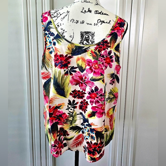 GAP Multicolor Floral Tank Top - Picture 3 of 5